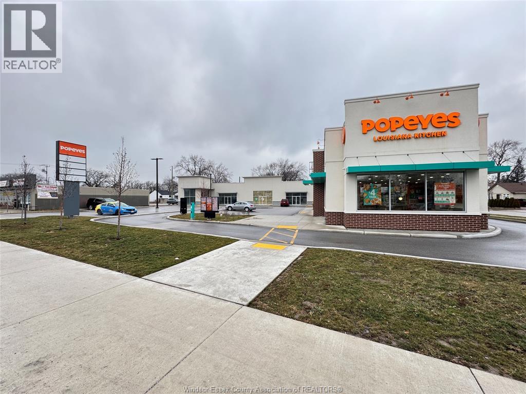 5188 Tecumseh Road East, Windsor, ON, N8T1C3