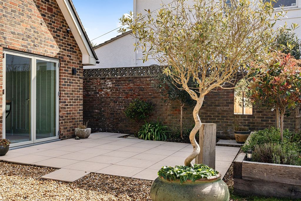 Additional image 26 of 3 bed detached house to rent20 Burley Road, Bognor Regis, West Sussex PO22