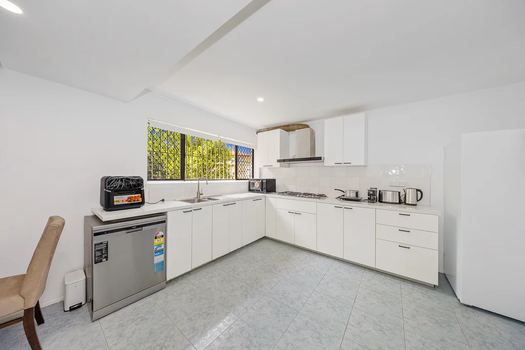 Additional image 4 of G/9 Cosmos Street, Macgregor QLD 4109