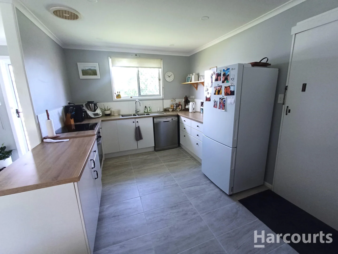 Additional image 8 of 27 Cooloola Crescent, Urangan QLD 4655