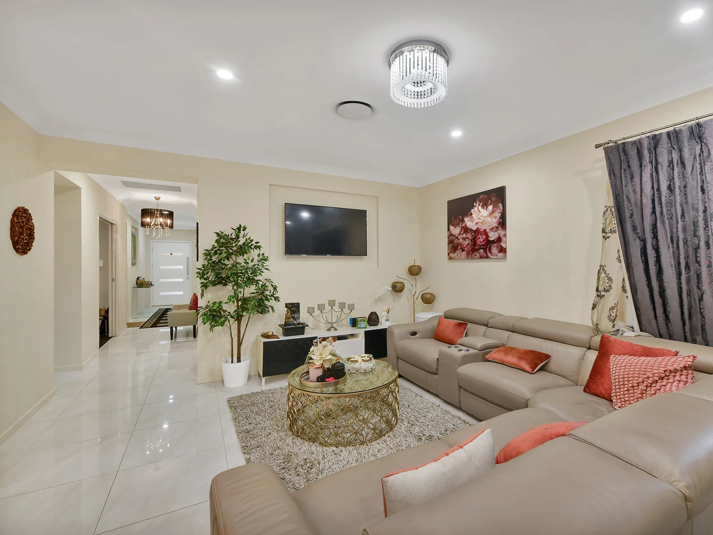 Additional image 3 of 13 Broadaxe Street, Spring Mountain QLD 4300