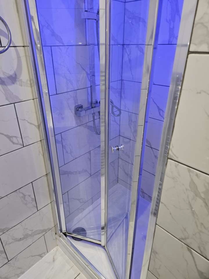 Room in a Shared Flat, Montpelier Terrace, LS6, N1 7GU photo 3