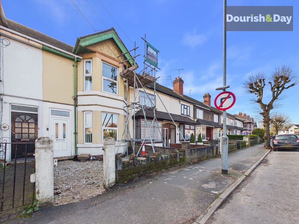 3 bed terraced house to rentTixall Road, Stafford ST16