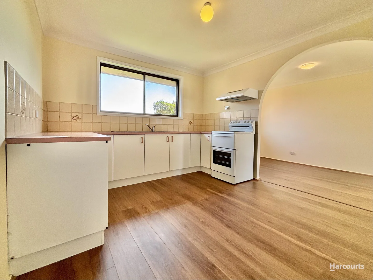 1 Rushes Place, Minto NSW 2566 photo 4