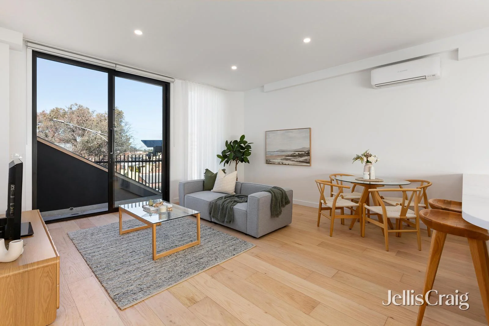2/20 Staley Street, Brunswick VIC 3056