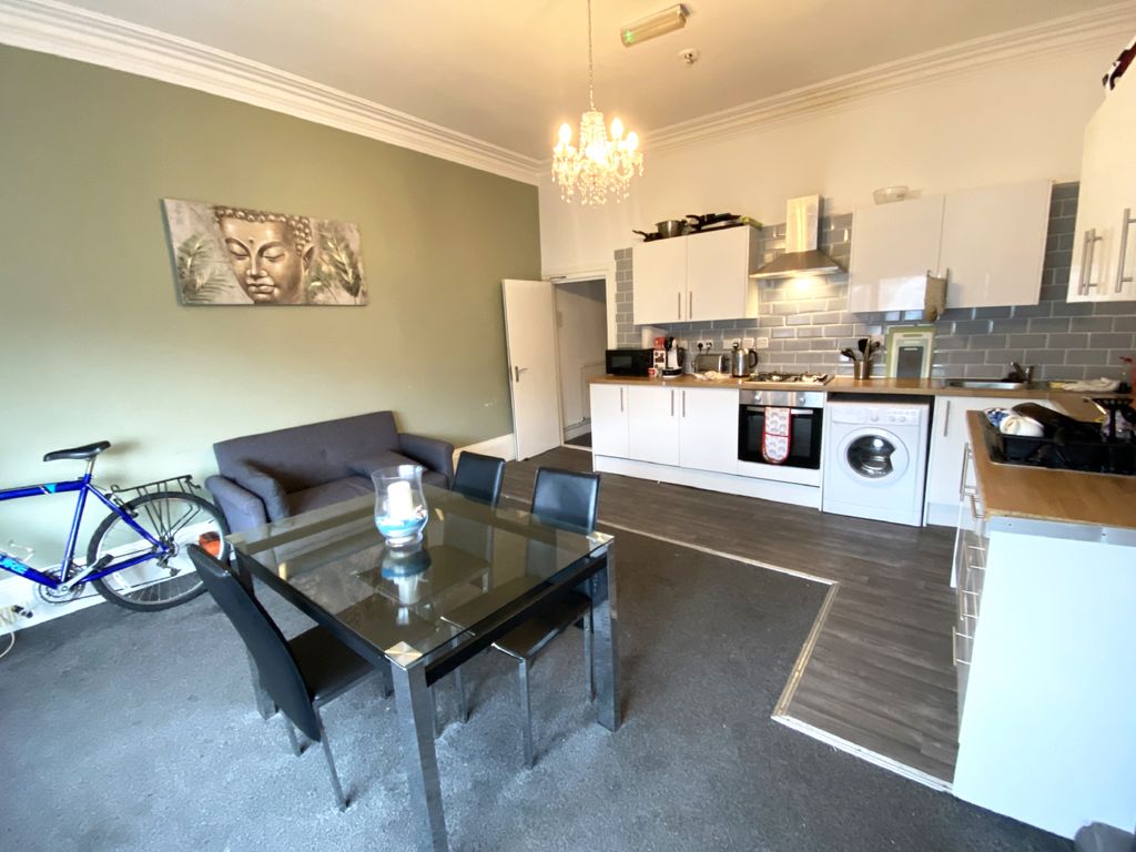 Additional image 11 of 6 bed flat to rentAlbert Road, Southsea PO5