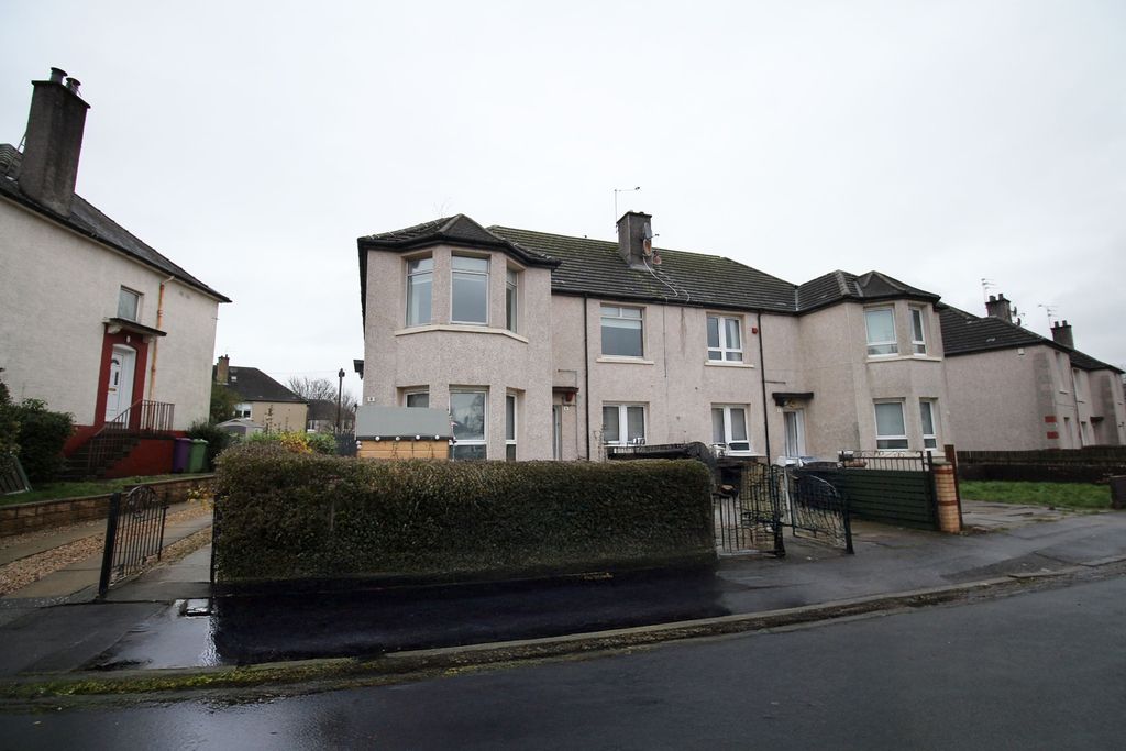 3 bed flat to rentCowdenhill Circus, Knightswood, Glasgow G13