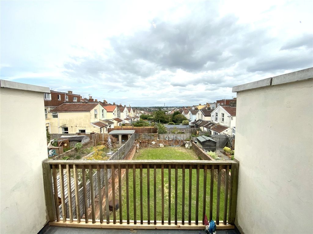 Additional image 19 of 4 bed detached house to rentGloucester Road, Horfield, Bristol, Somerset BS7