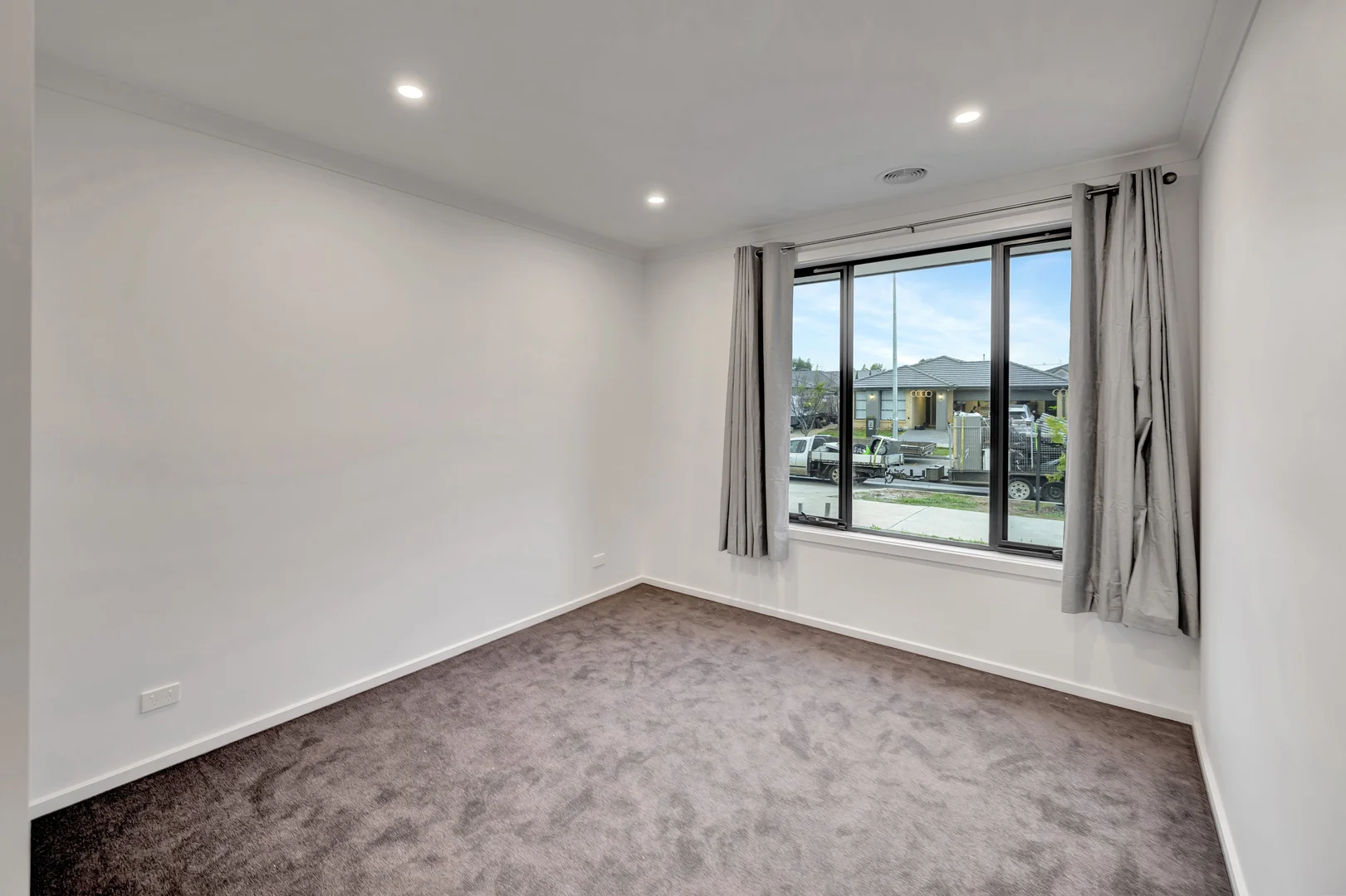 Additional image 4 of 25 Fairhall Avenue, Werribee VIC 3030
