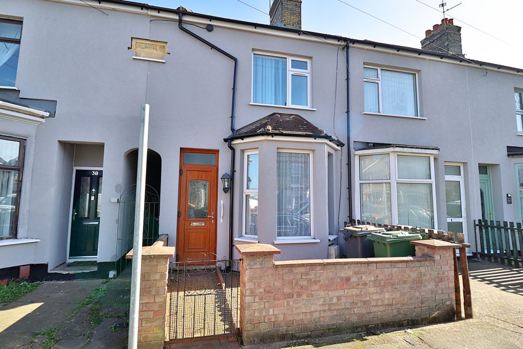 3 bed terraced house to rentBurmer Road, Peterborough PE1