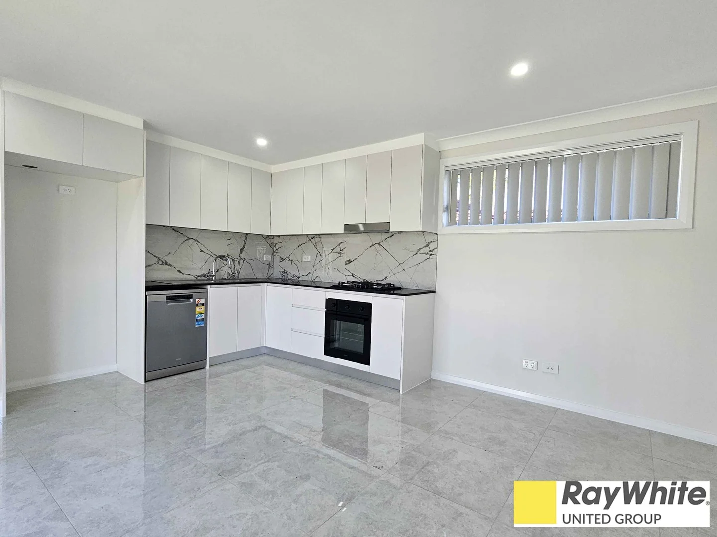 66a Coowarra Drive, St Clair NSW 2759