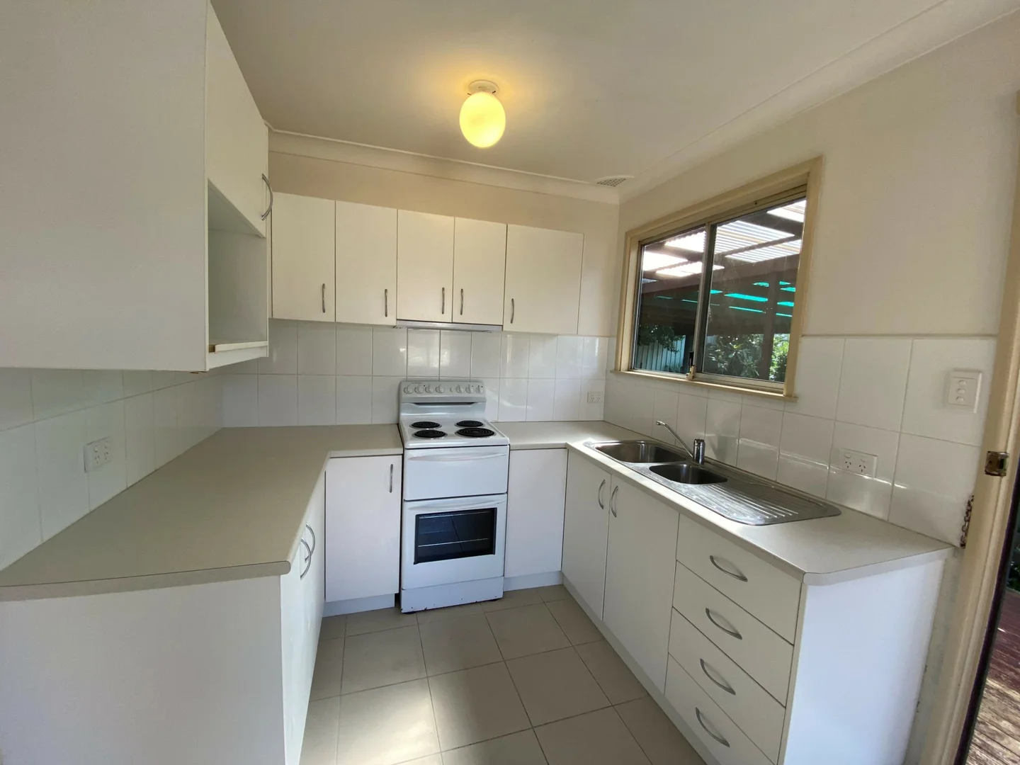 Additional image 2 of 17 Pindarri Avenue, Berkeley Vale NSW 2261