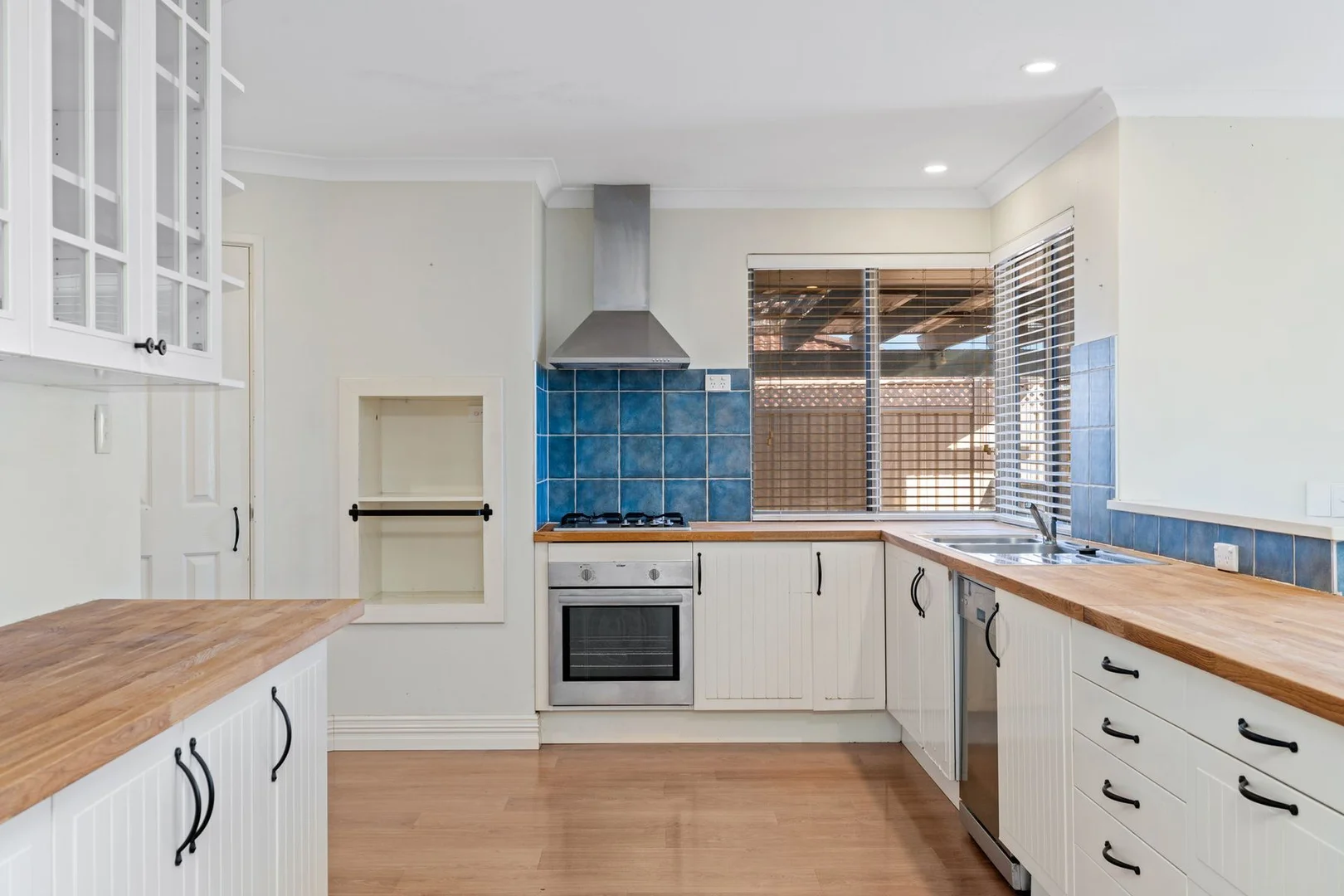 Additional image 3 of 98 Venturi Drive, Ocean Reef WA 6027