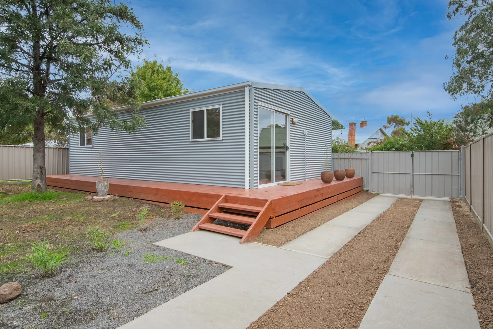 13A Churchill Avenue, Flora Hill VIC 3550