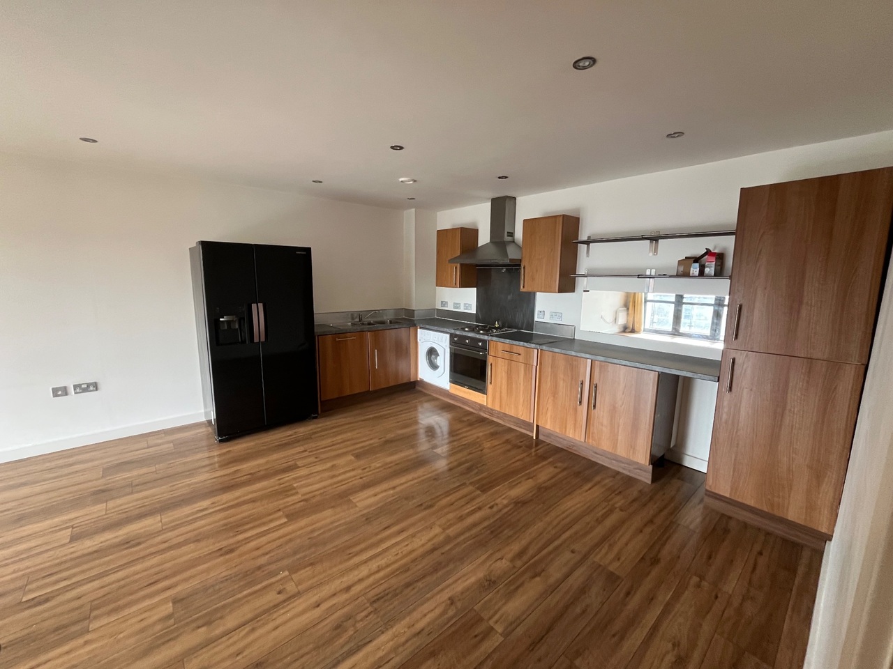2 Bed Flat, The Reach, L3, N1 7GU photo 4