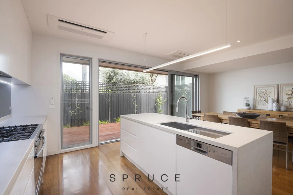 Additional image 2 of 2/5 Walden Rd, Mentone VIC 3194