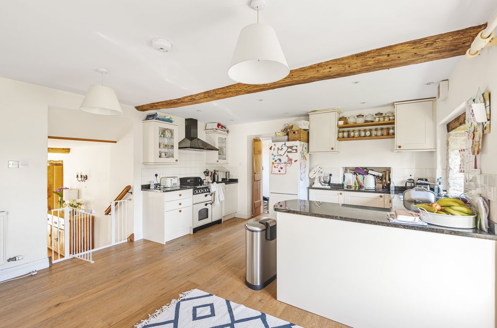 Additional image 3 of 4 bed detached house to rentDoughton, Tetbury GL8