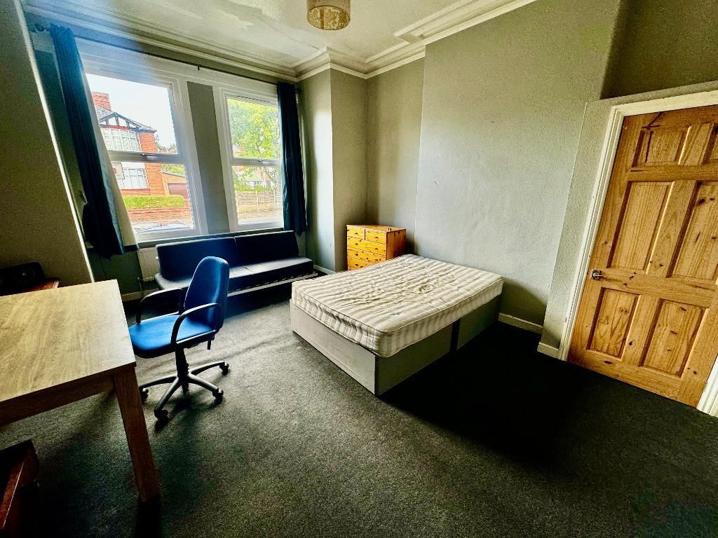 10 bed shared accommodation to rentNorman Road, Manchester M14 photo 4