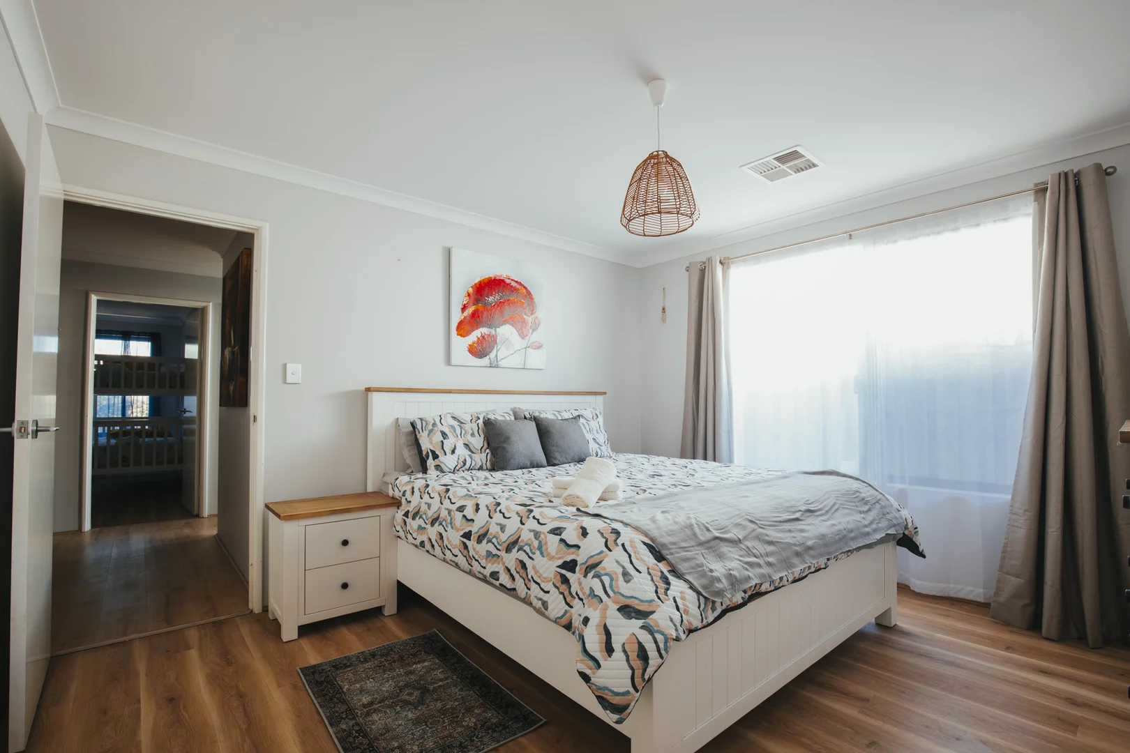 Additional image 3 of 17 Teneriffe Rise, Halls Head WA 6210