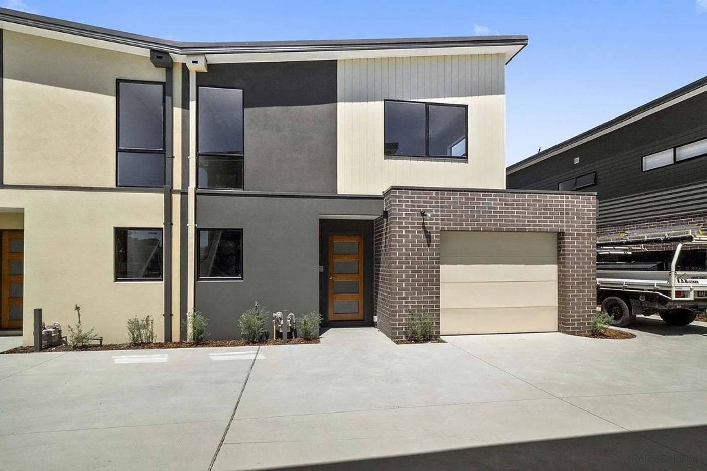 8/307-311 Eastbourne Road, Capel Sound VIC 3940