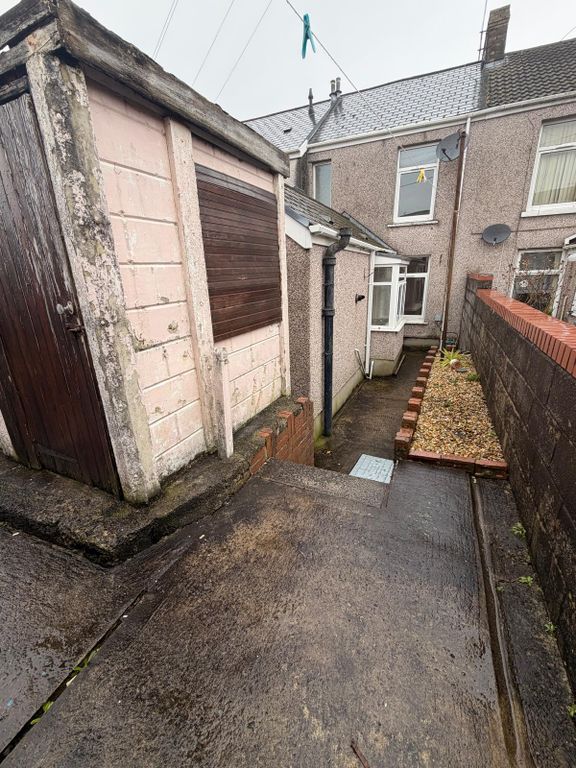 Additional image 7 of 2 bed terraced house to rentWern Road, Llanelli SA15
