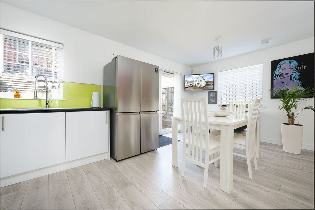 Additional image 3 of 3 bed end terrace house for saleHollybush Lane, Port Glasgow PA14