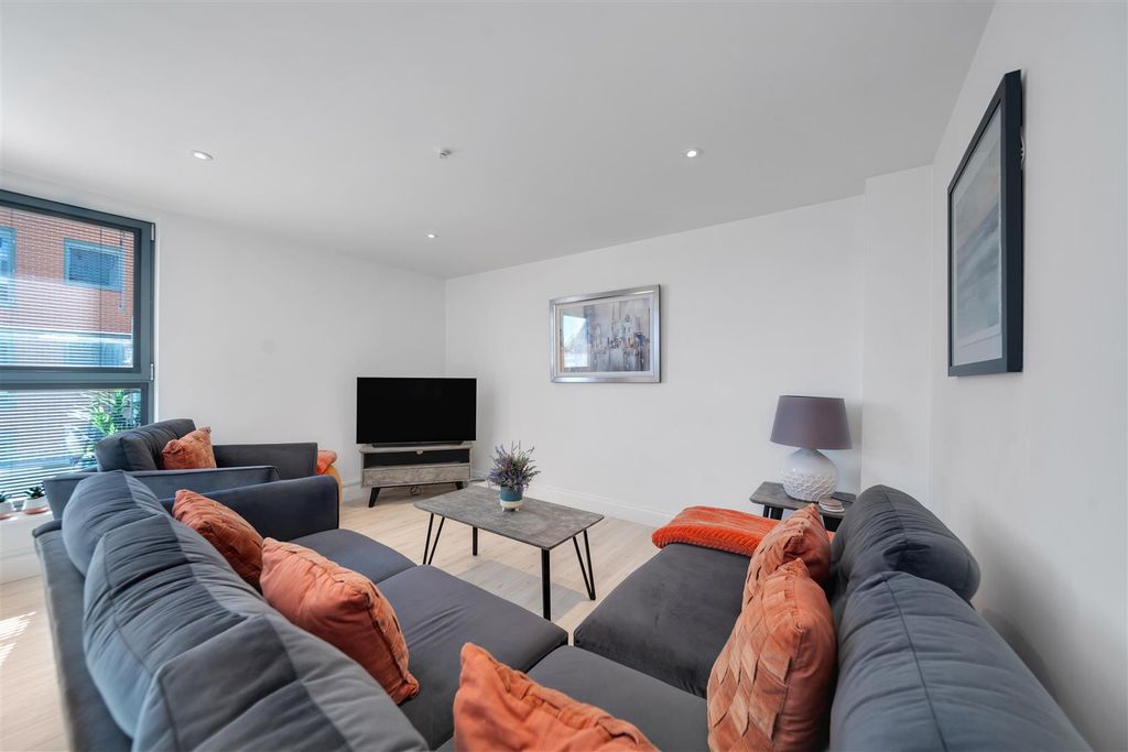 Additional image 5 of 3 bed flat to rentKey Street, Ipswich IP4