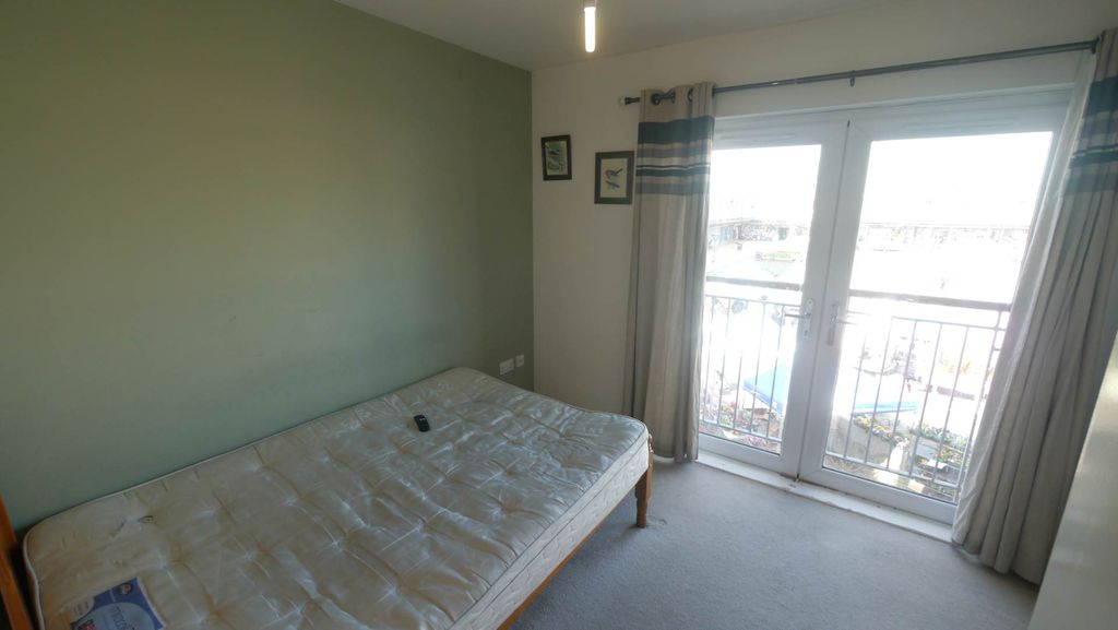 2 bed flat to rentTown Centre, Hatfield AL10 photo 4