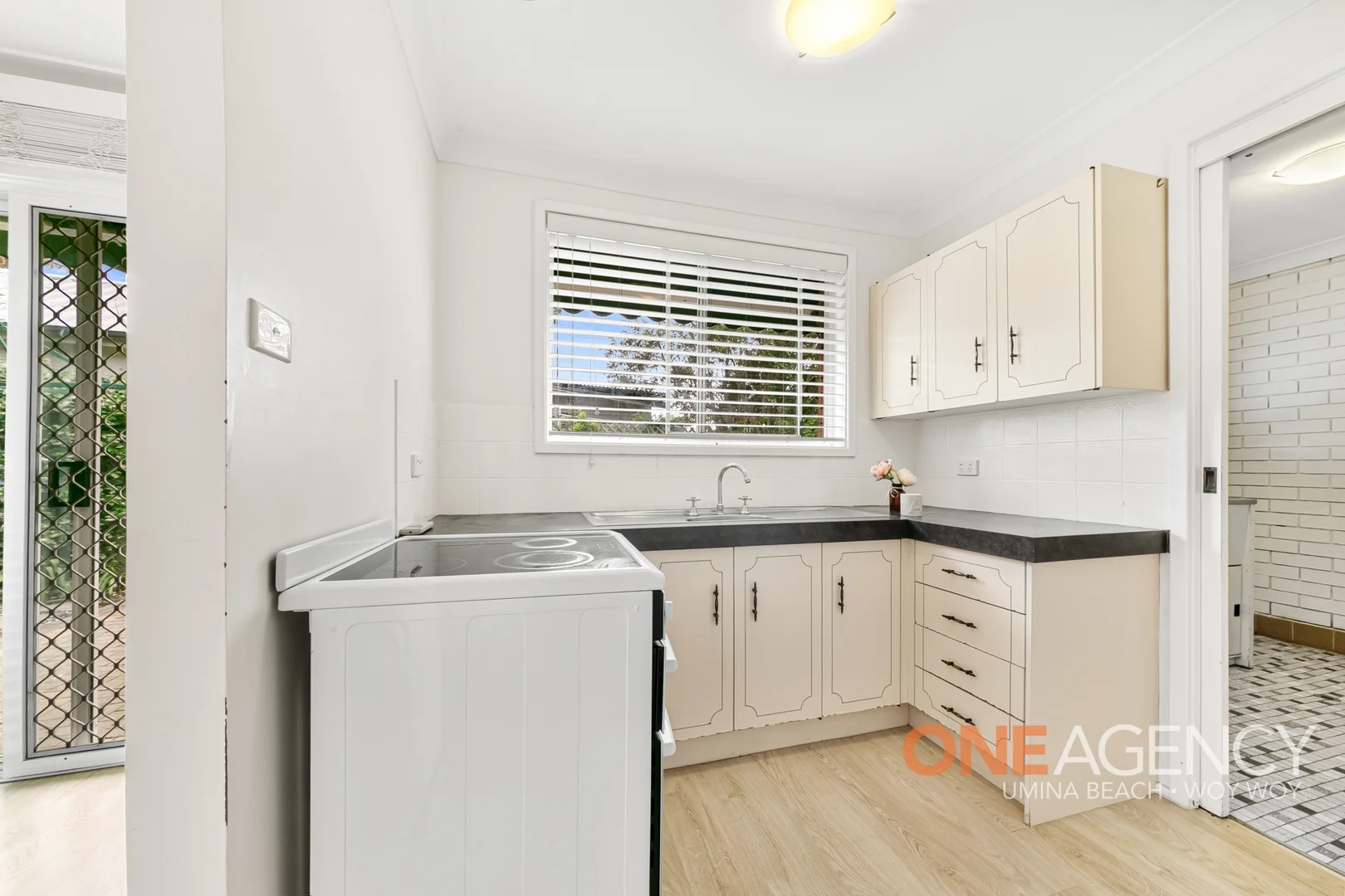 Additional image 5 of 17/2-4 Dunmore Street, Blackwall NSW 2256