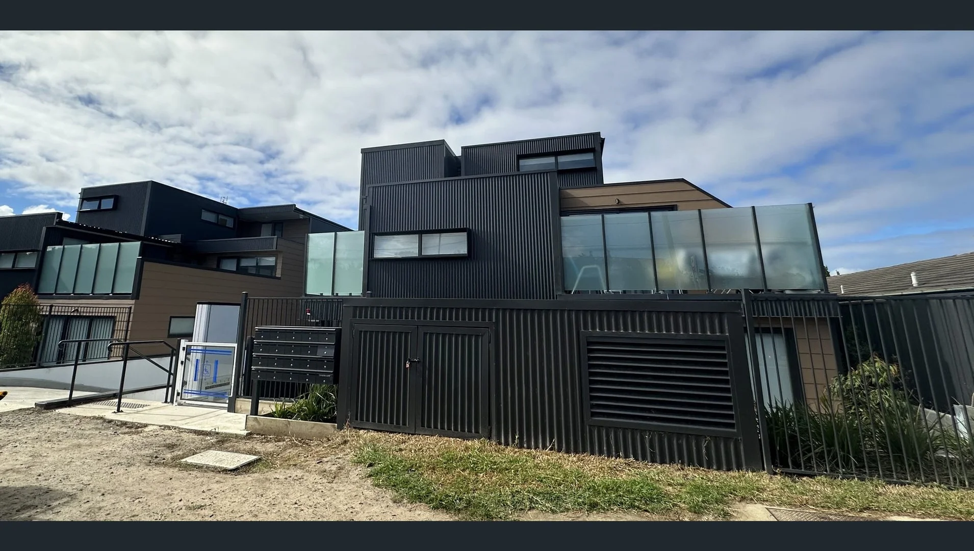 2/367 High Street, Belmont VIC 3216
