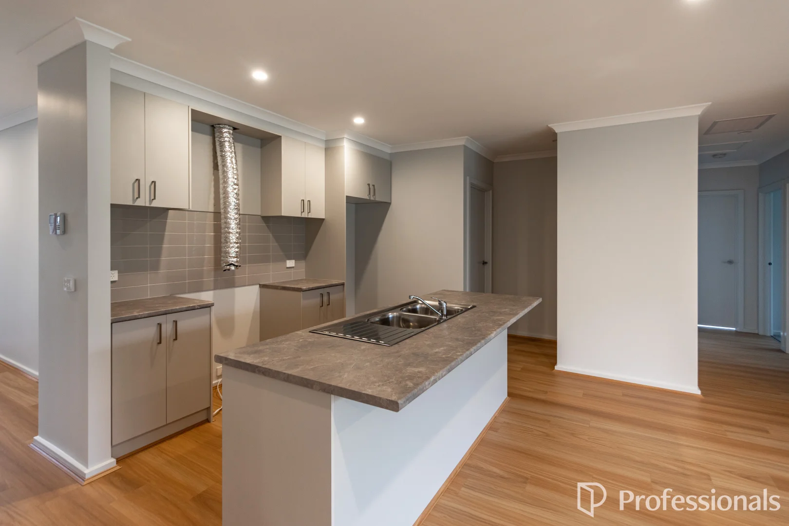 Additional image 5 of 8 Elizabeth St, Melton South VIC 3338