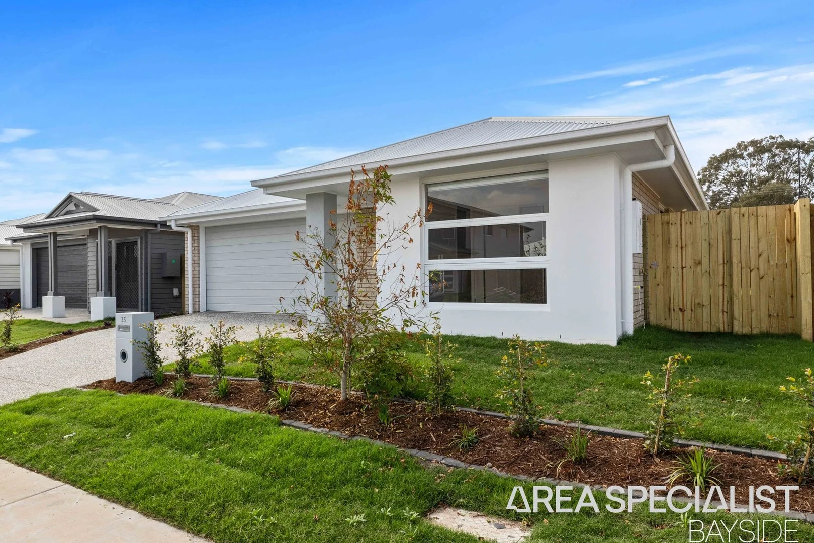 35 Livistona street, Redland Bay QLD 4165