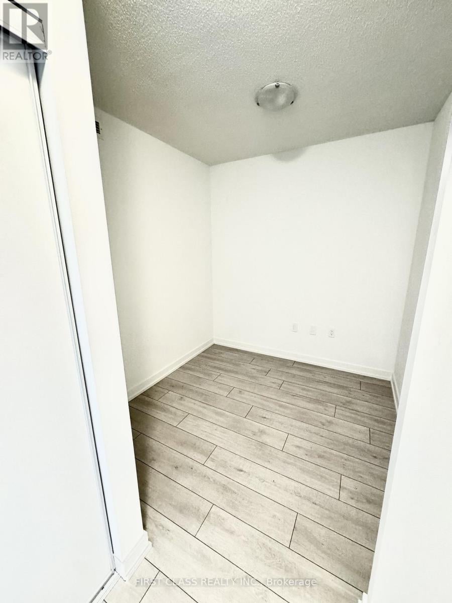 Additional image 6 of 556 Marlee Avenue, Toronto, ON, M6B0B1