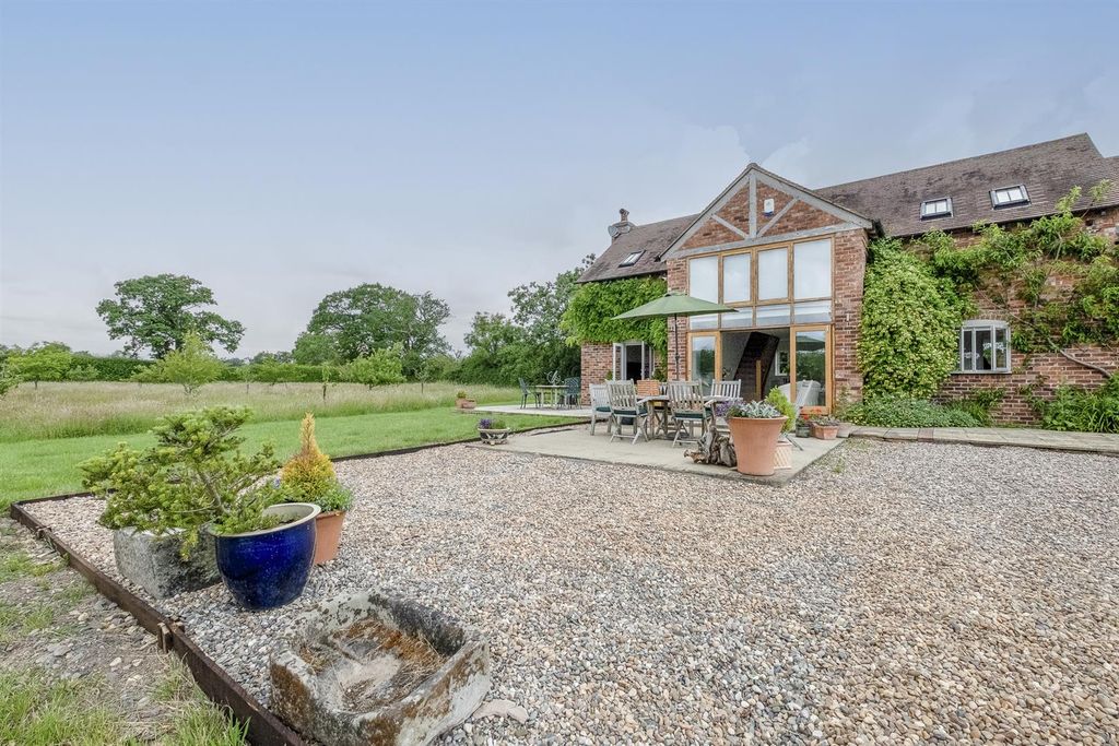 Additional image 21 of 3 bed detached house to rentHenley Road, Ullenhall, Henley-In-Arden B95