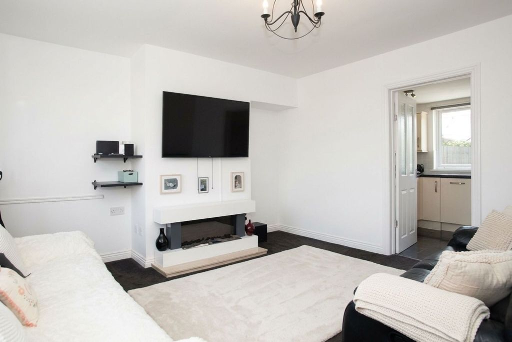 Additional image 2 of 3 bed detached house to rentWoodhouse Road, Whitehaven CA28