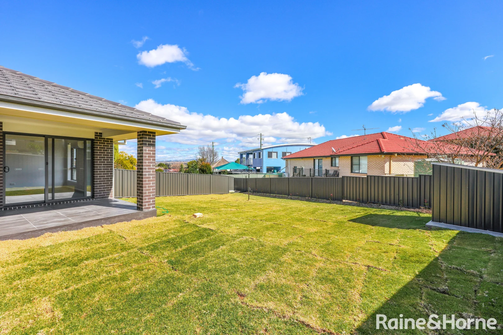 Additional image 7 of 1/8 Conway Close, Tamworth NSW 2340