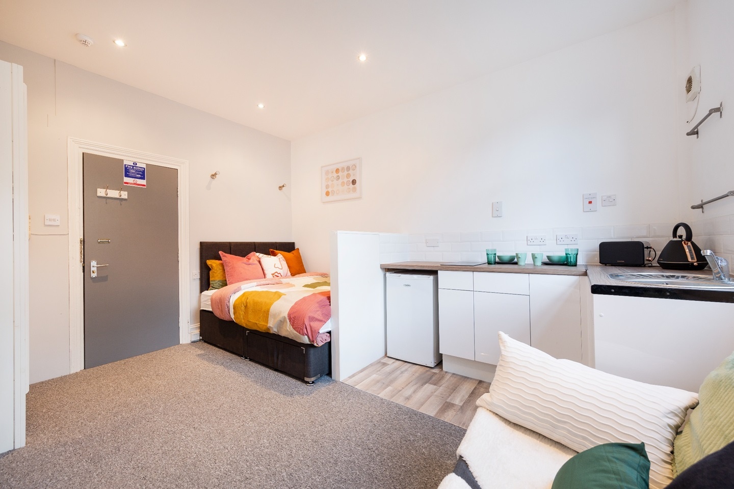 Bedsit, Cranbrook Road, BS6, N1 7GU photo 2