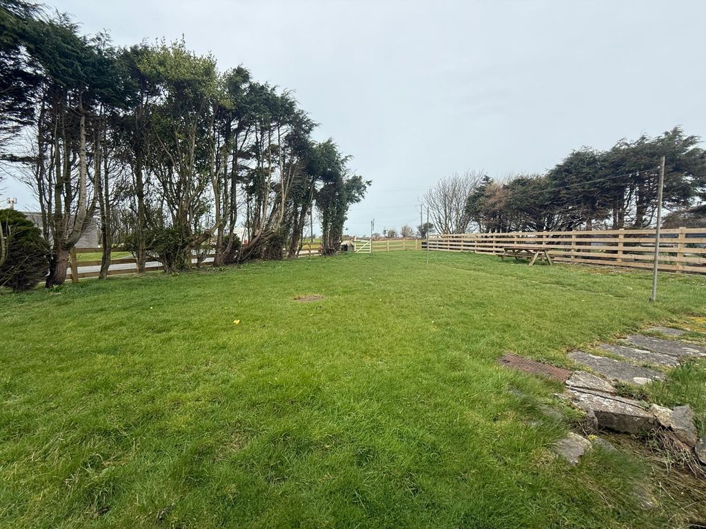 Additional image 8 of 3 bed bungalow to rentTy Croes LL63