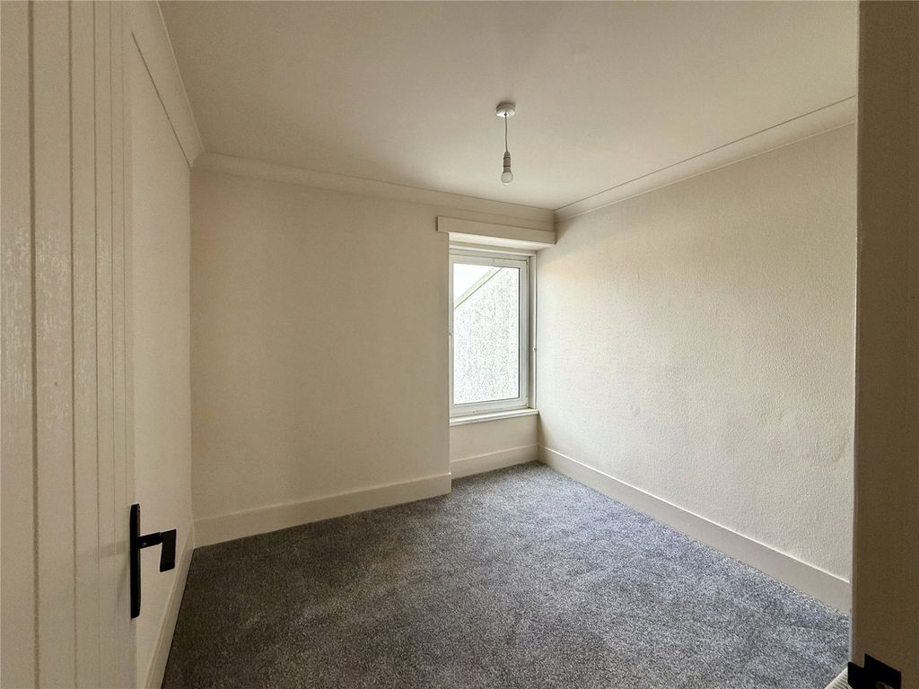Additional image 17 of 3 bed end terrace house to rentMurray Road, Milford Haven, Pembrokeshire SA73