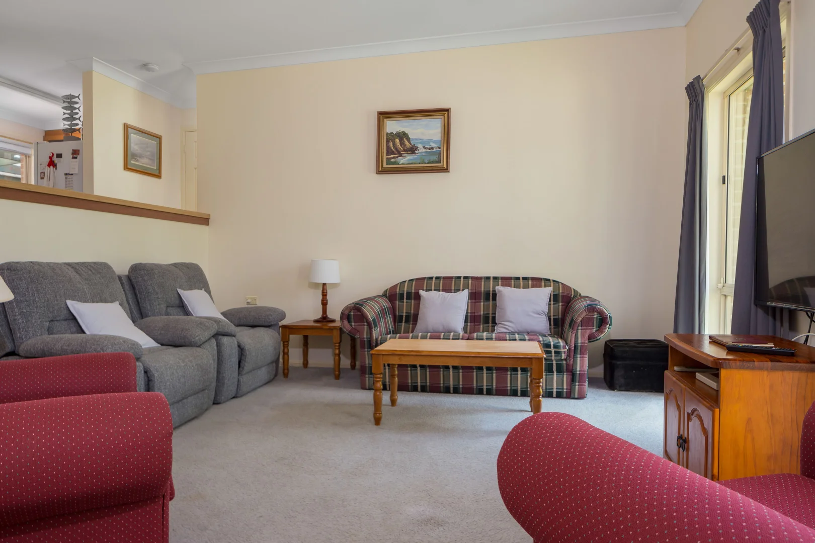 Additional image 7 of 6A Jerupa Close, Surf Beach NSW 2536