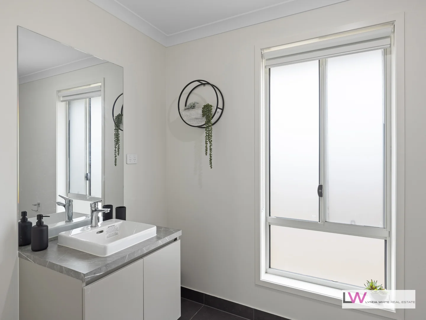 Additional image 11 of 2 Devenish Wy, St Leonards VIC 3223
