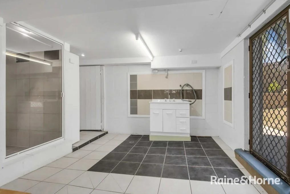 Additional image 14 of 193 Auckland Street, South Gladstone QLD 4680