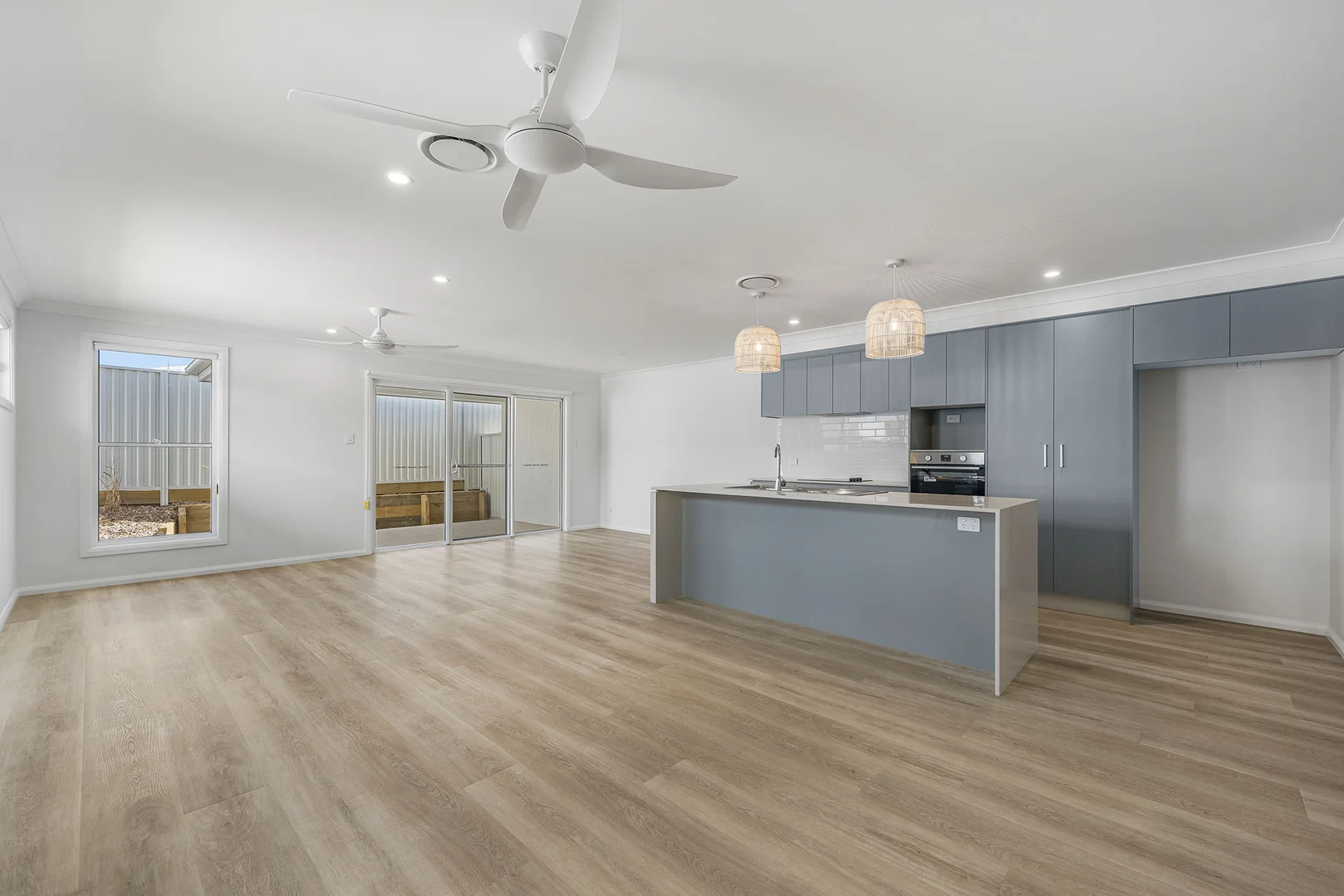 Additional image 2 of 8 Foreshore Avenue, Lake Cathie NSW 2445
