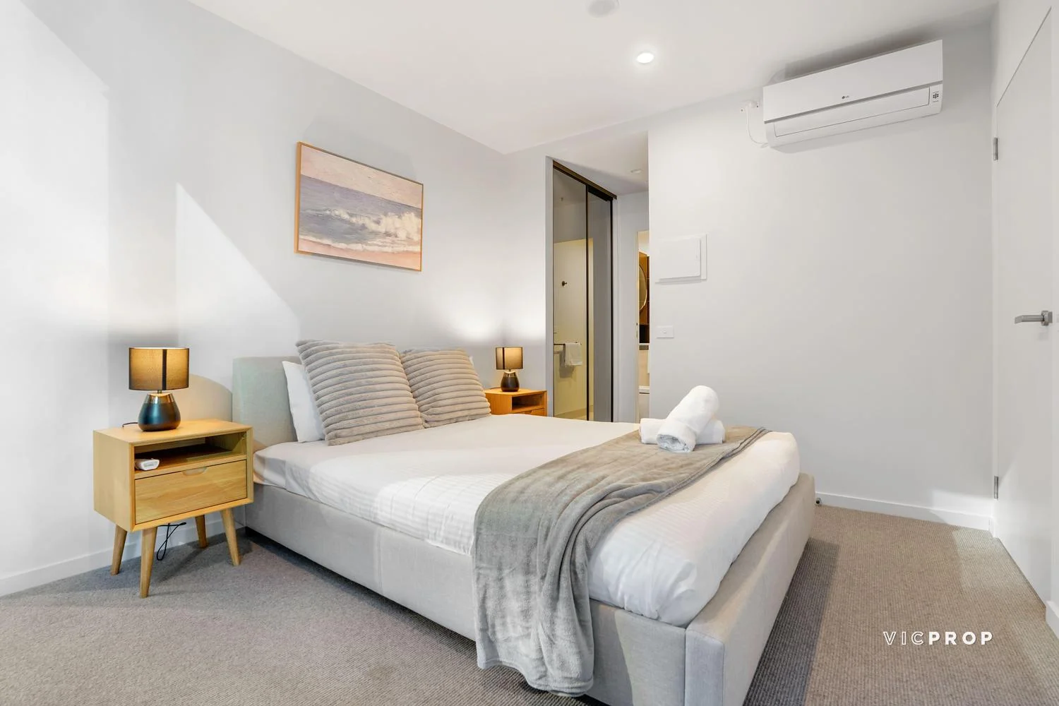 Additional image 11 of 2306/119 A'Beckett Street, Melbourne VIC 3000