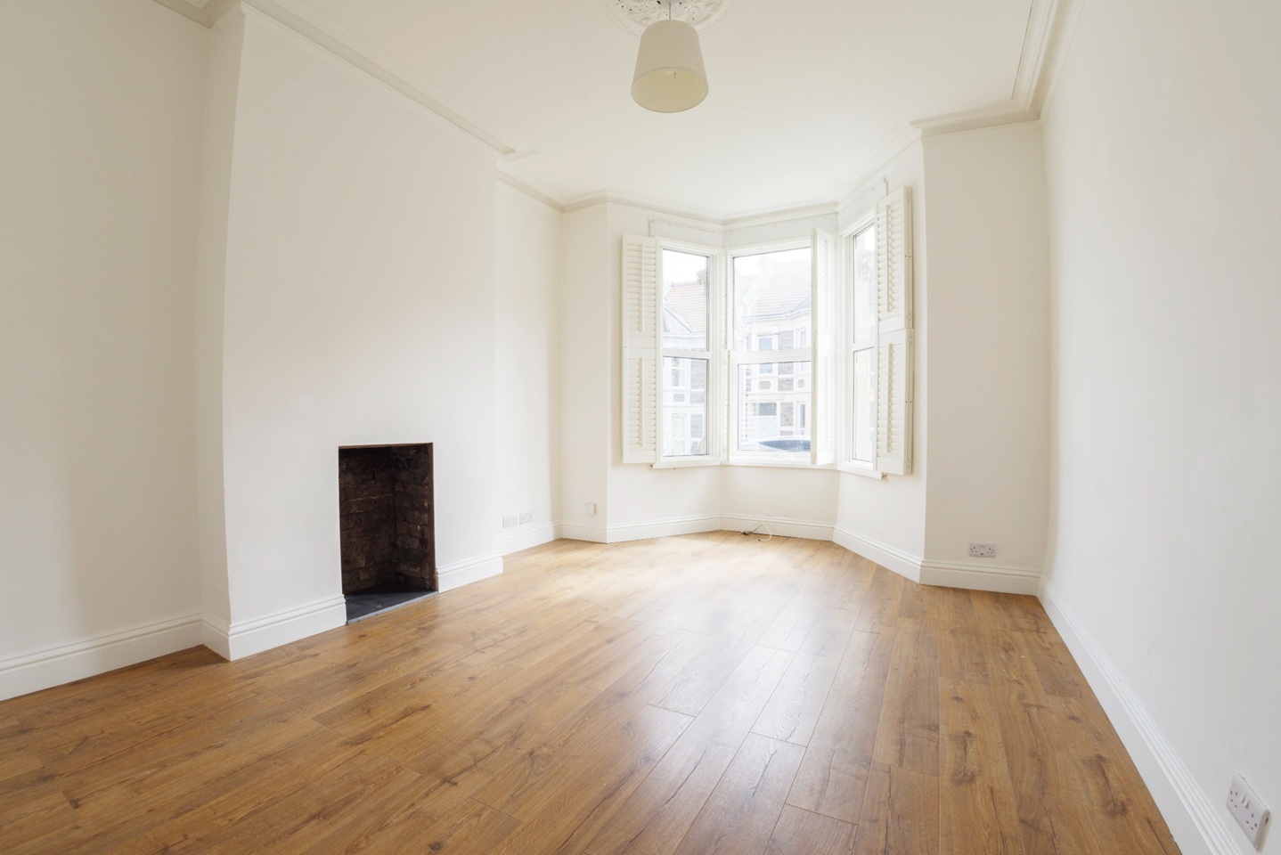 1 Bed Flat, Station Road, BS7, N1 7GU