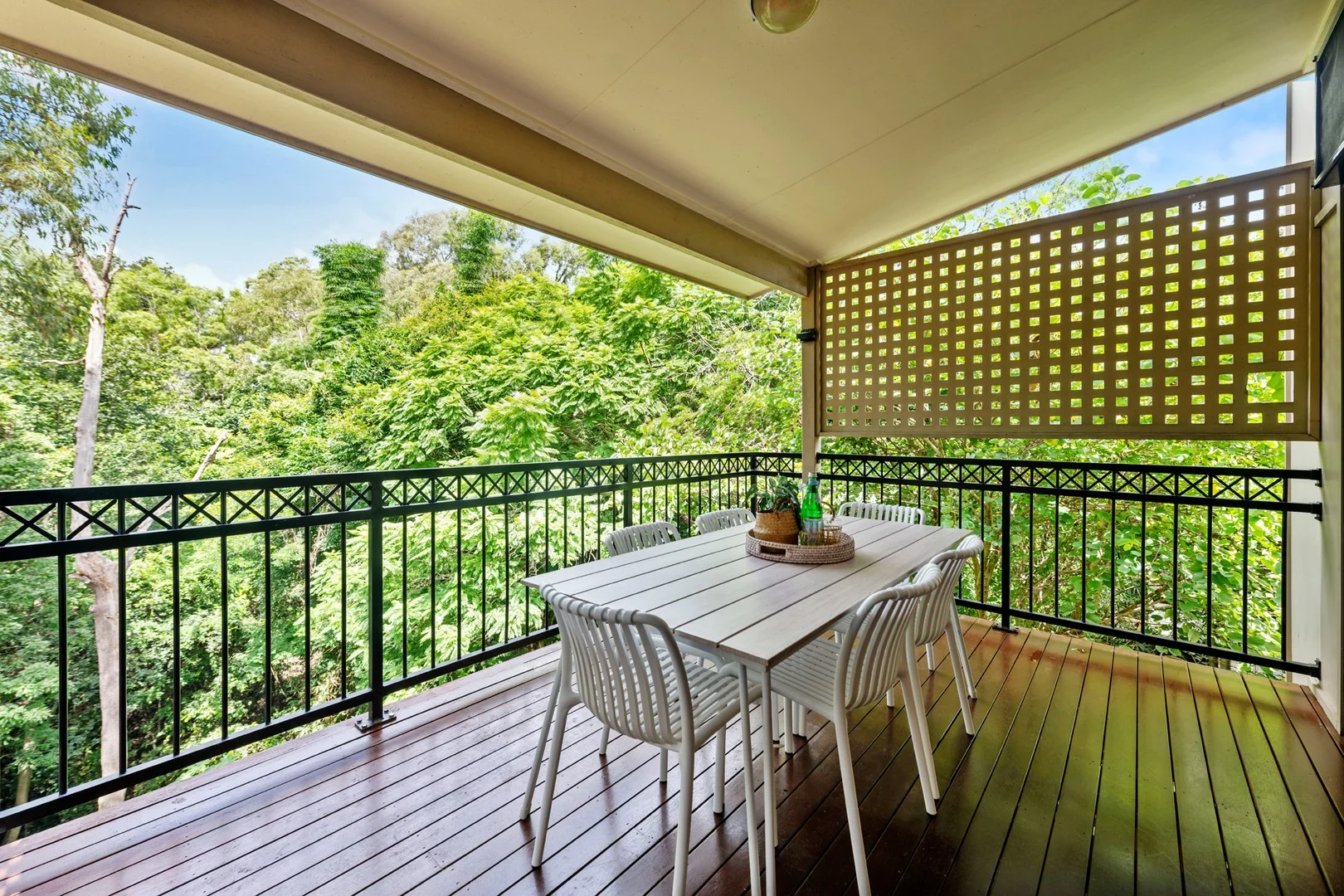 30 Dauphin Terrace, Highgate Hill QLD 4101 photo 2