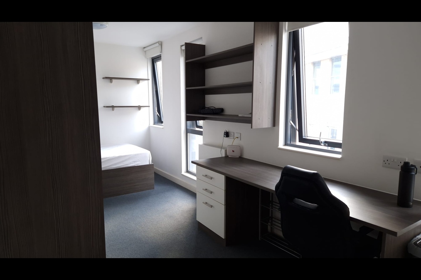 Studio Flat, Pearl Works, S1, N1 7GU photo 2