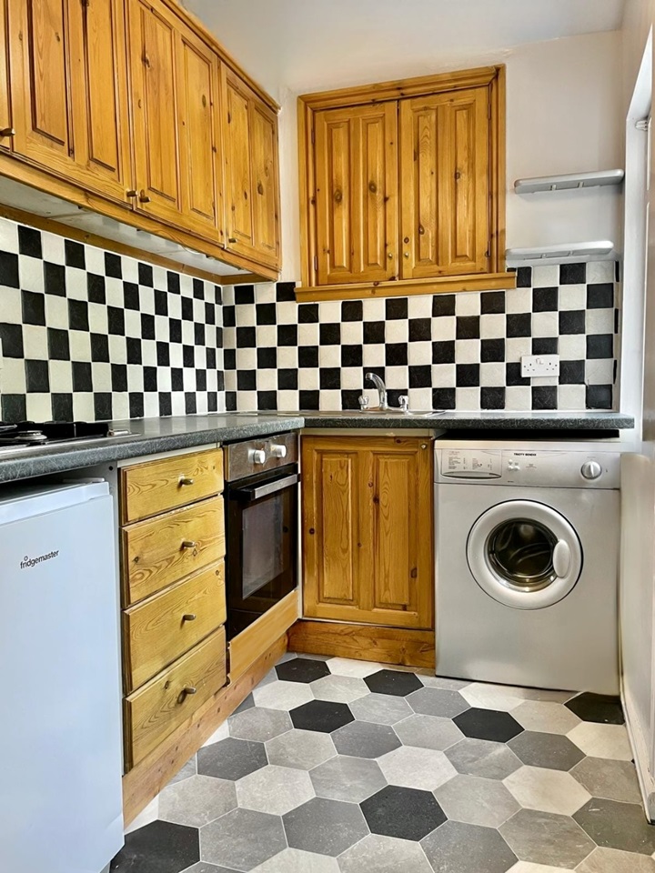Additional image 10 of 1 Bed Flat, Aston Road, LS13, N1 7GU