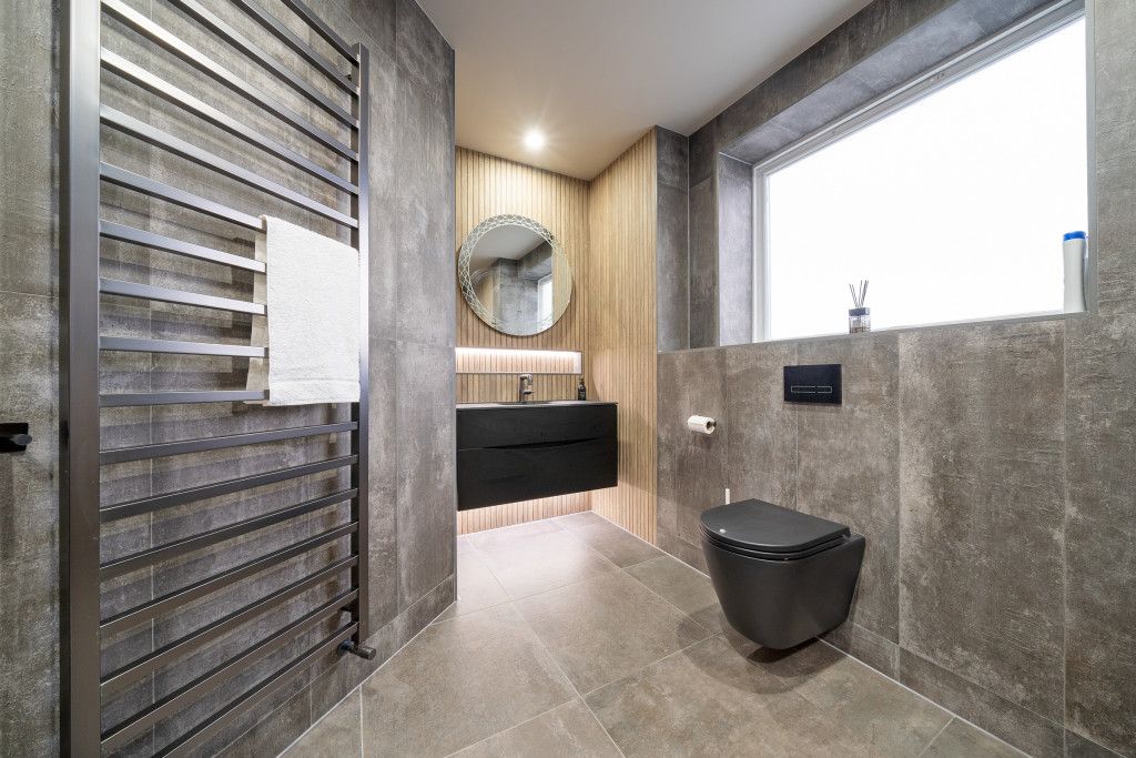 Additional image 11 of 3 bed penthouse to rentDunlop Street, City Centre G1
