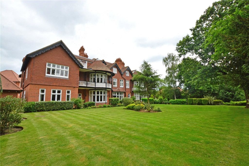 Additional image 15 of 2 bed flat to rentKingswood Mansions, 15 Newton Park Place, Chislehurst BR7